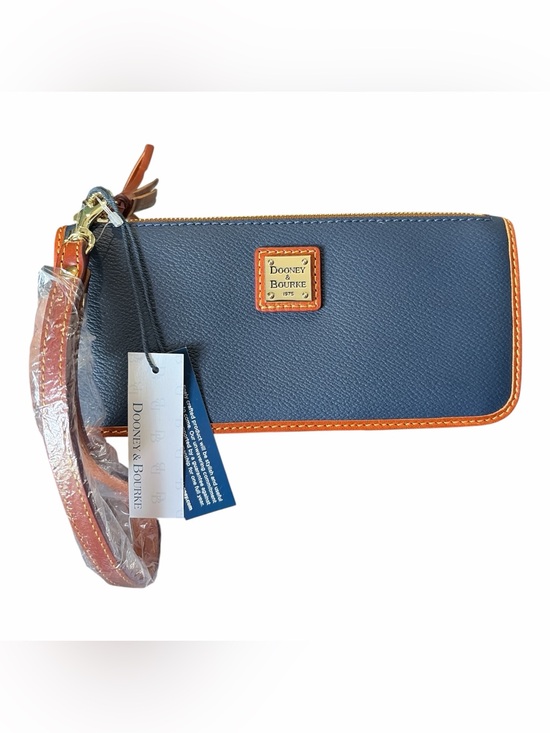Dooney & Bourke Handbags - NWT Dooney & Bourke Navy Pebbled Leather Kirby Snap Wallet/Wristlet
